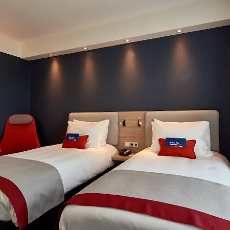 Express Brussels-grand-place By Ihg Hotel 3*