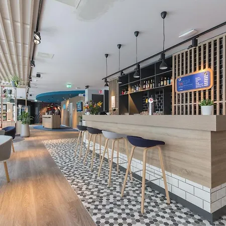 Express Brussels-grand-place By Ihg Hotel 3*